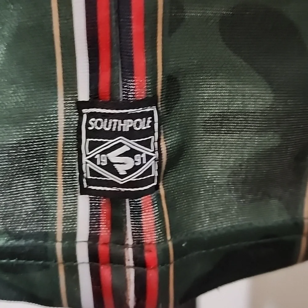 Southpole Green Camo Red Black Gold & White Stripe 100% Polyester Shirt Sz. M - Picture 3 of 6